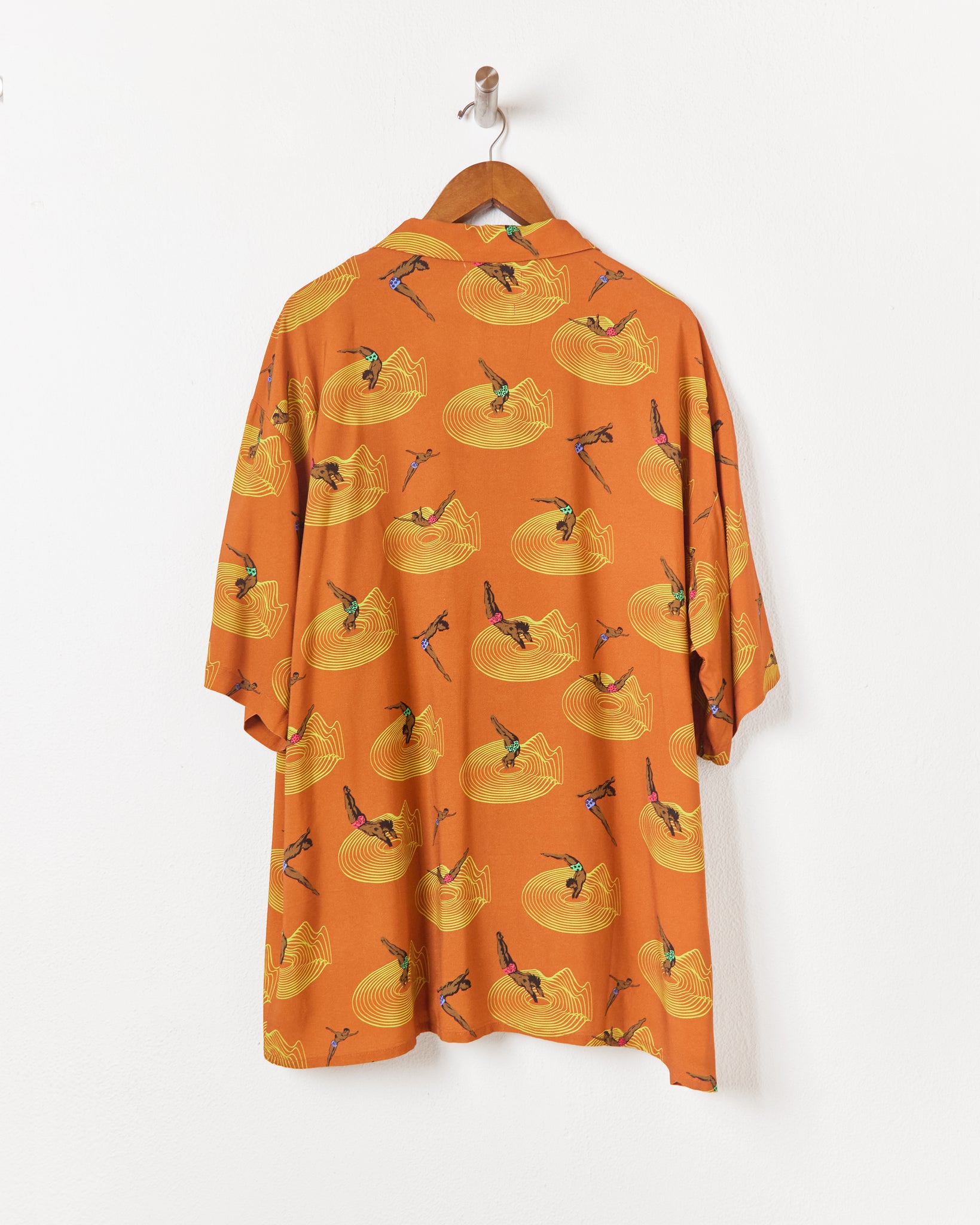 DIVE IN SHIRT IN ORANGE