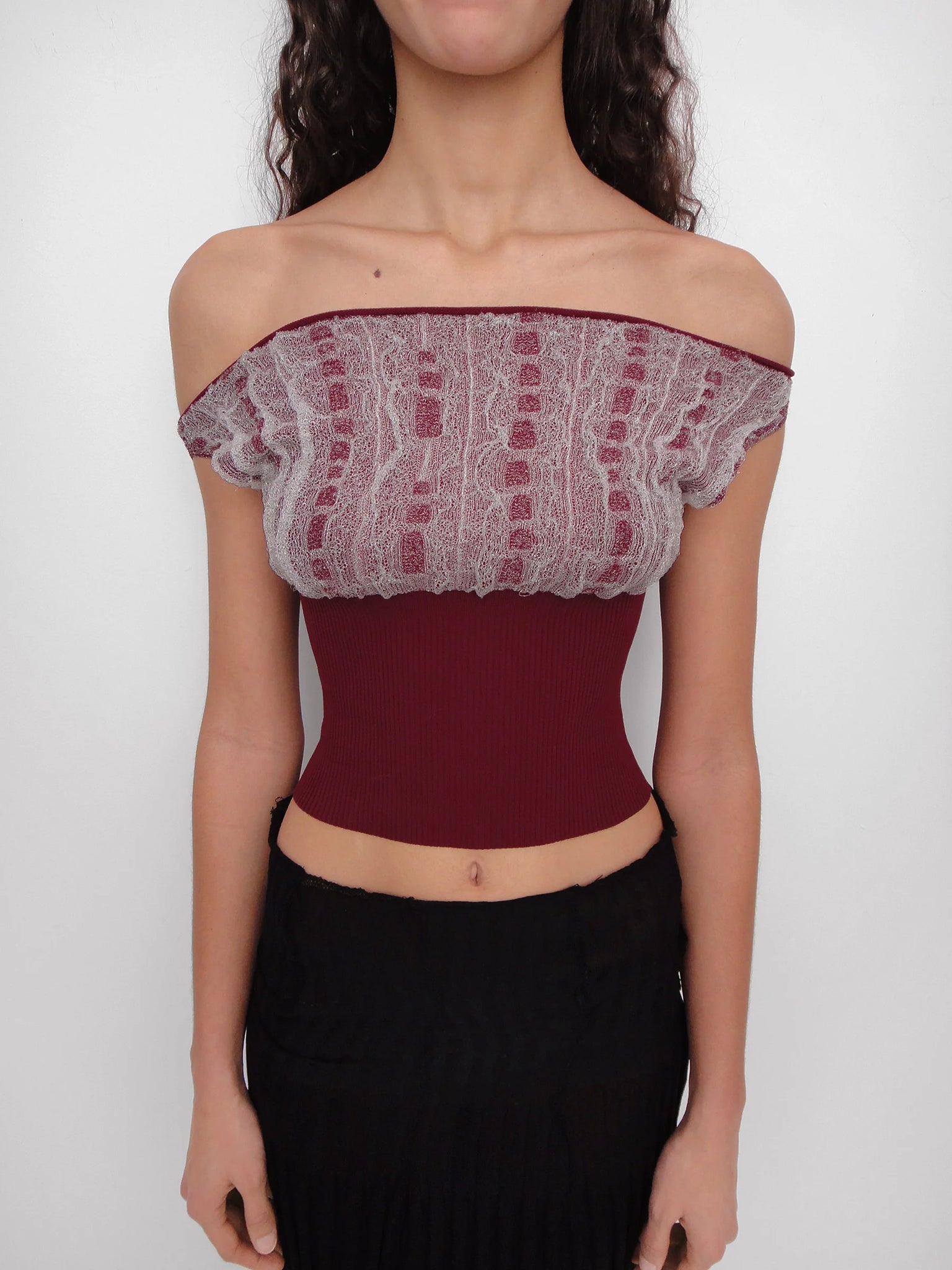 Oto Off-Shoulder Top